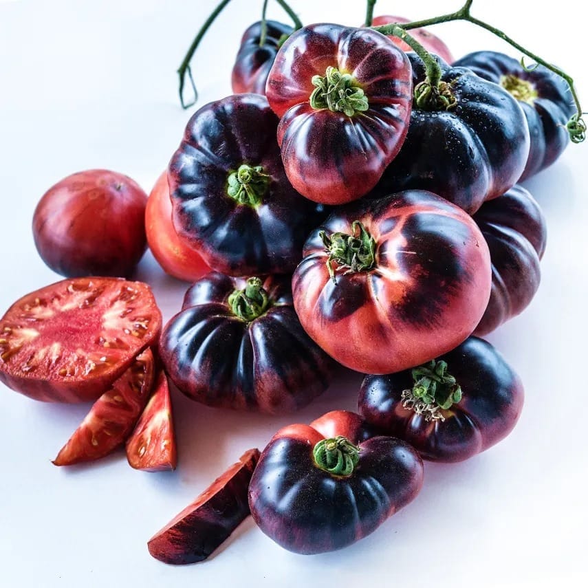 tomato-blue-beauty-lss-dsc_2687[1].jpg